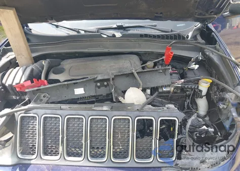 2019 Jeep Renegade Sport 4X4 из США, поврежденный, VIN ZACNJBAB7KPJ74592